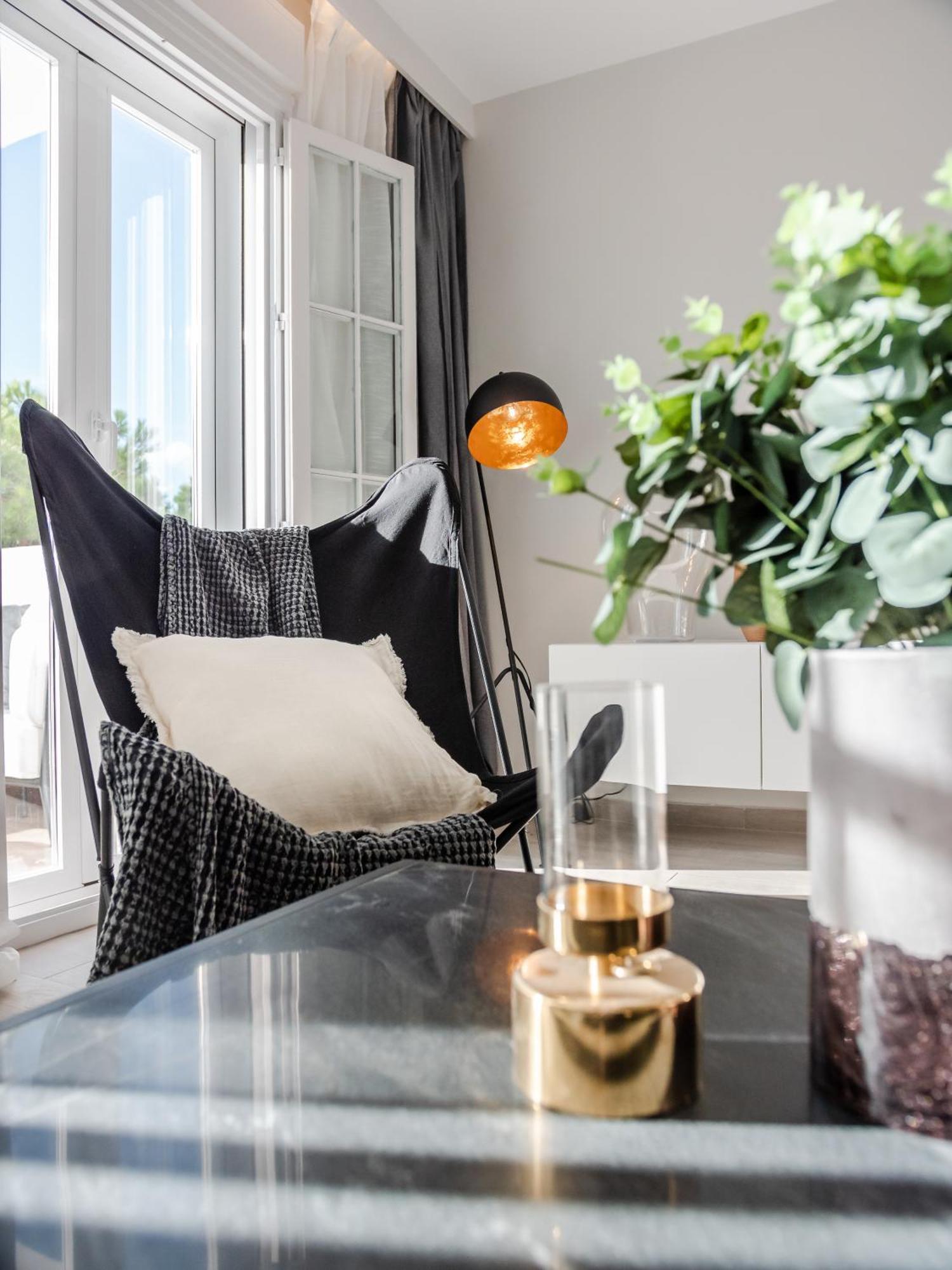 3 Bdrm Stylish Apt W Pool In Puerto Banus Marbella Kültér fotó