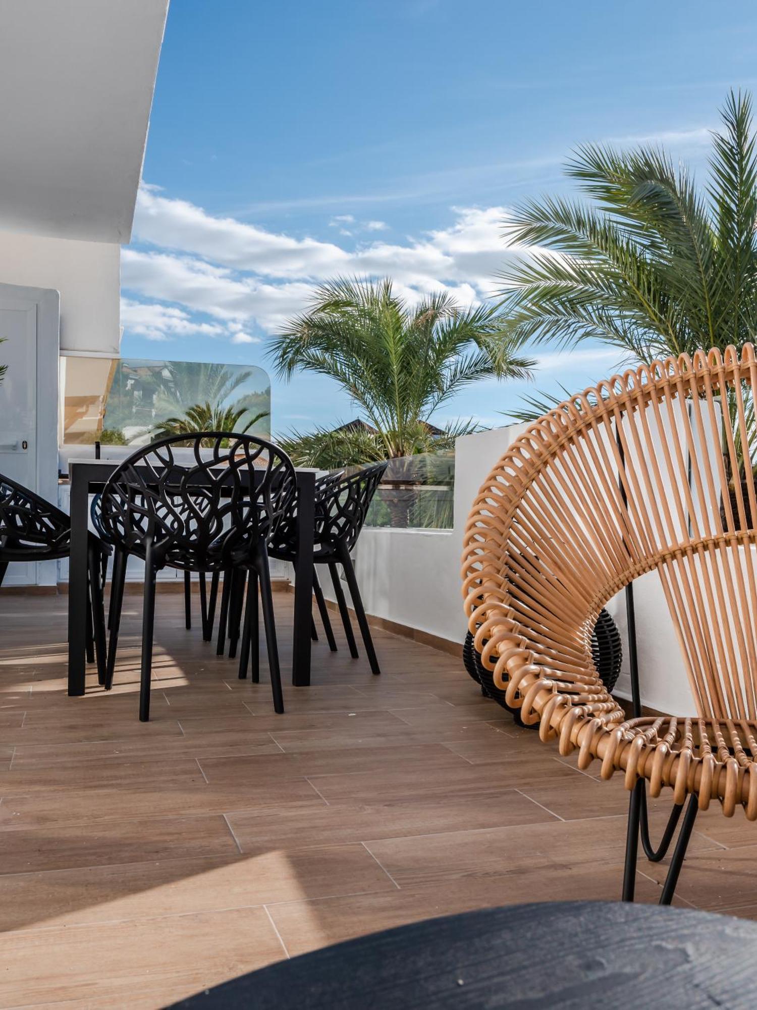 3 Bdrm Stylish Apt W Pool In Puerto Banus Marbella Kültér fotó