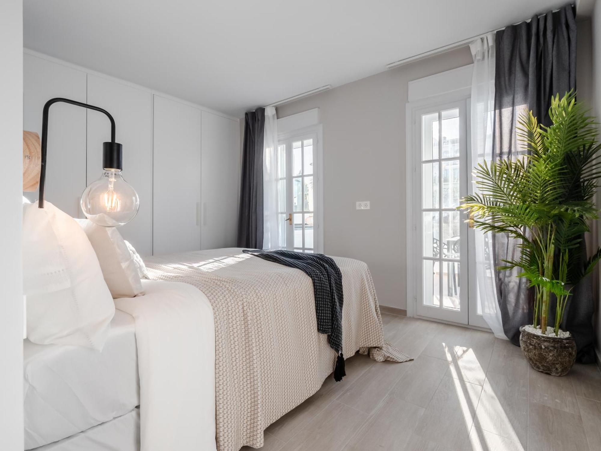 3 Bdrm Stylish Apt W Pool In Puerto Banus Marbella Kültér fotó